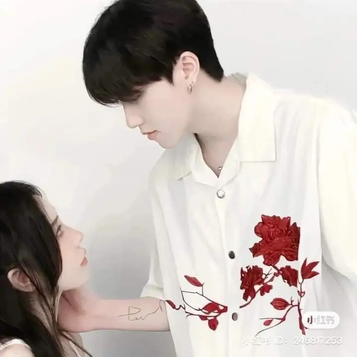 Hình ảnh avatar đôi nam nữ, thể hiện tình yêu và sự kết nối 74