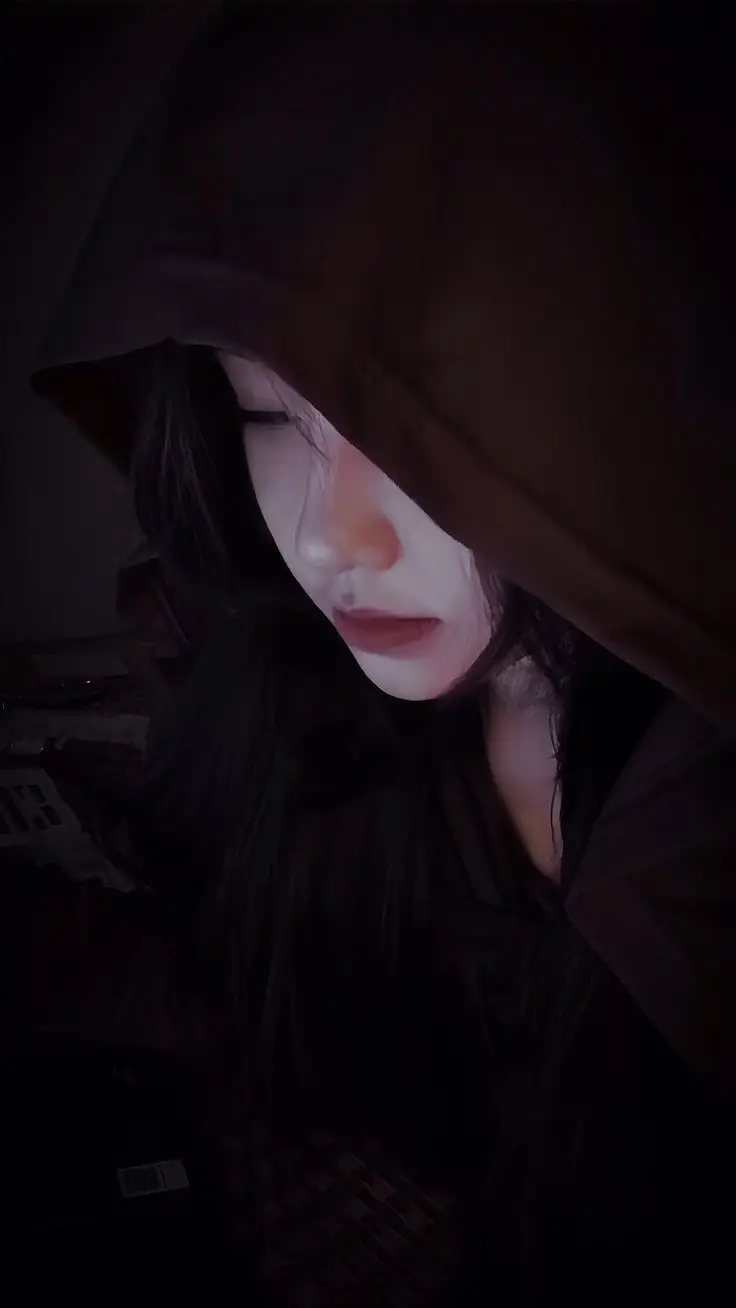 Ảnh Cô Gái Buồn Quay Lưng Anime Thơ Mộng 4