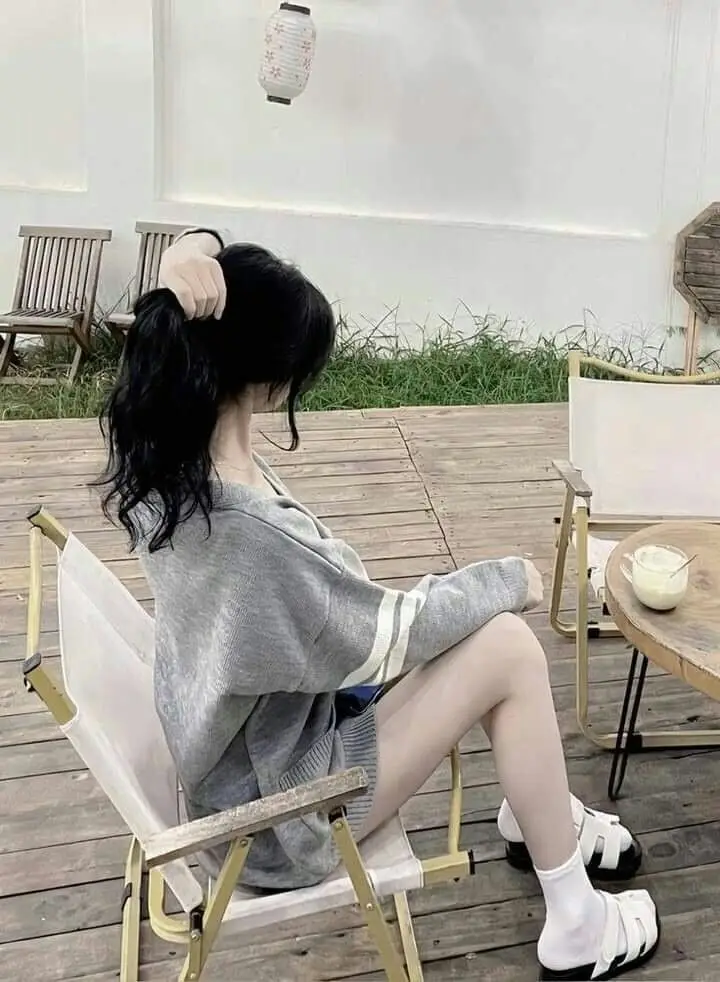 Ảnh Cô Gái Đẹp Che Mặt - 50 Hình Ảnh Cuốn Hút 16