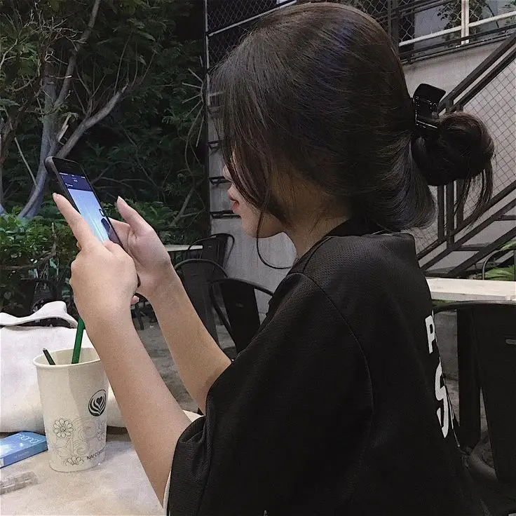 Ảnh Con Gái 18 Tuổi Xinh Xắn 4