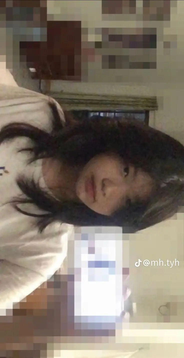 Ảnh Con Gái 18 Tuổi Xinh Xắn 33
