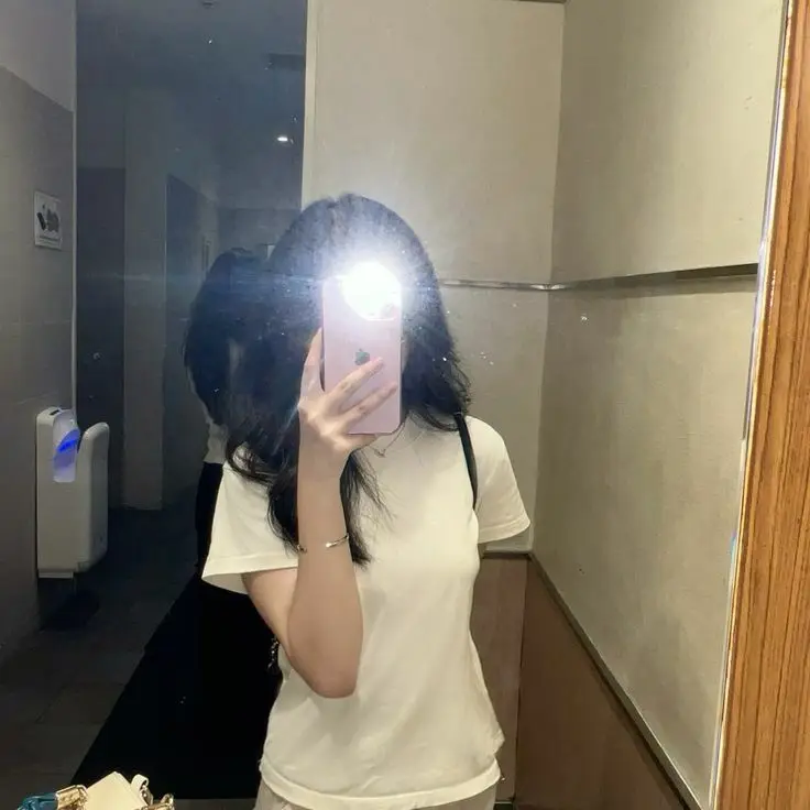 Ảnh Con Gái 18 Tuổi Xinh Xắn 49