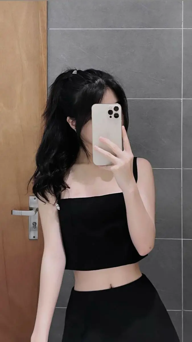 Ảnh Gái Chụp Trước Gương Che Mặt - Ý Tưởng Chụp Hình 20