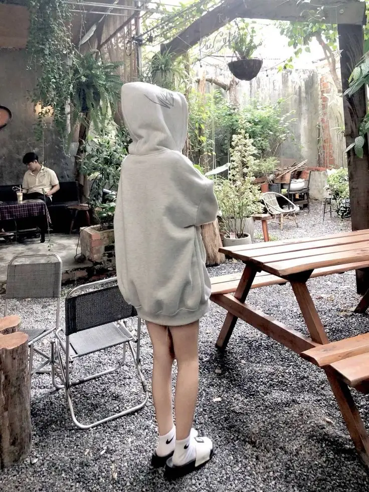 Ảnh gái học sinh che mặt – Sự dễ thương kín đáo