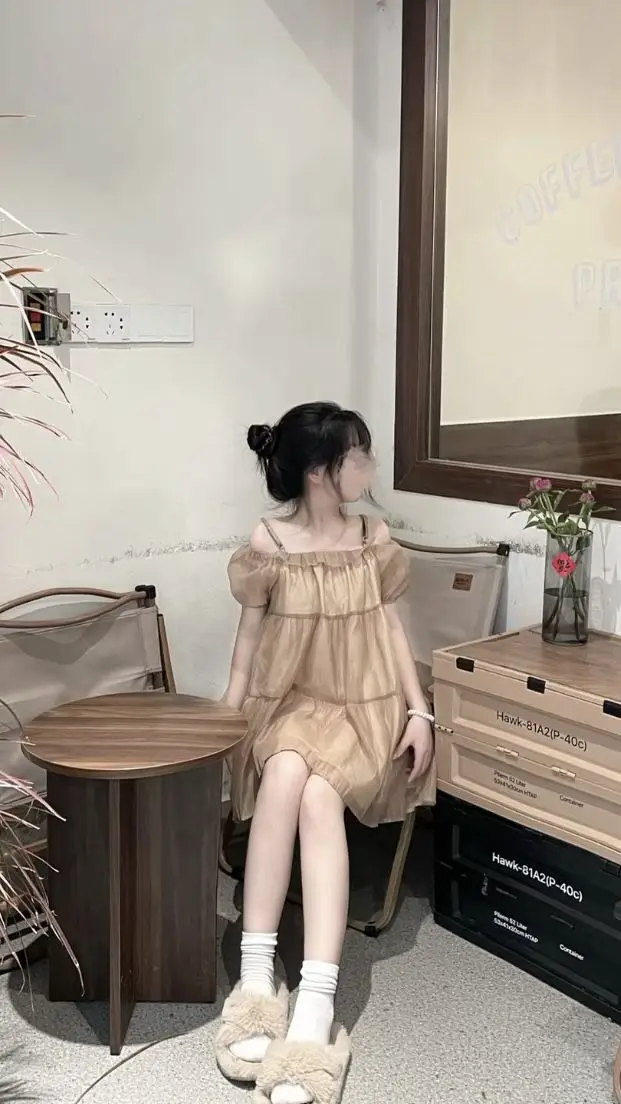 Ảnh gái học sinh che mặt - Sự dễ thương kín đáo 51
