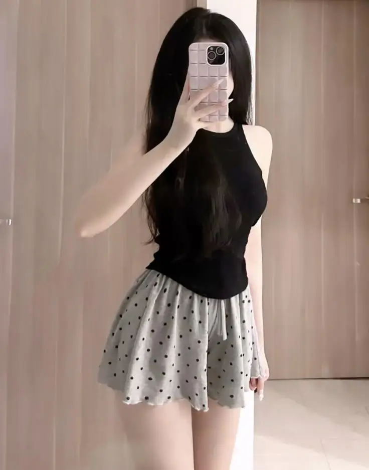 Ảnh gái mặc đồ ngủ - Thoải mái và dễ thương 2
