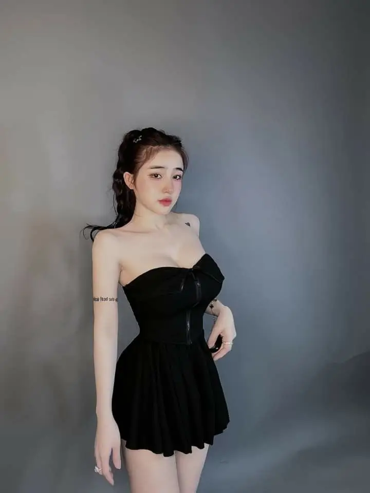 Ảnh Gái Mặc Váy Ngắn - 50 Hình Ảnh Nữ Tính 42