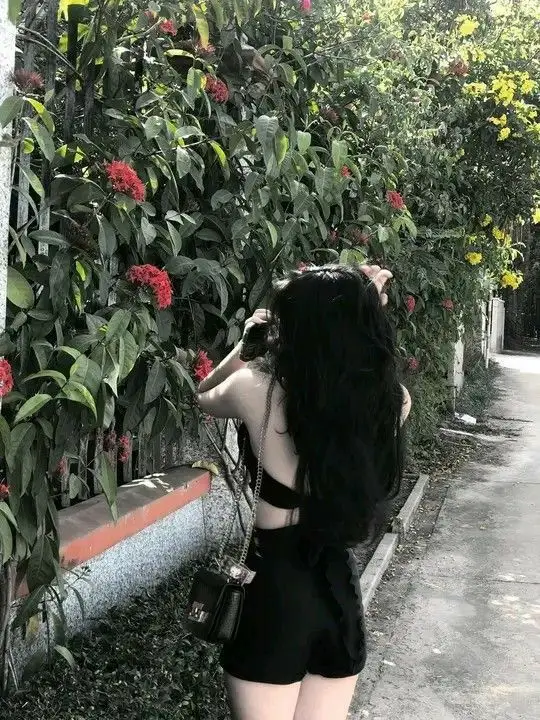 Ảnh Gái Ngầu Che Mặt - Tỏa Sáng Với Phong Cách 48
