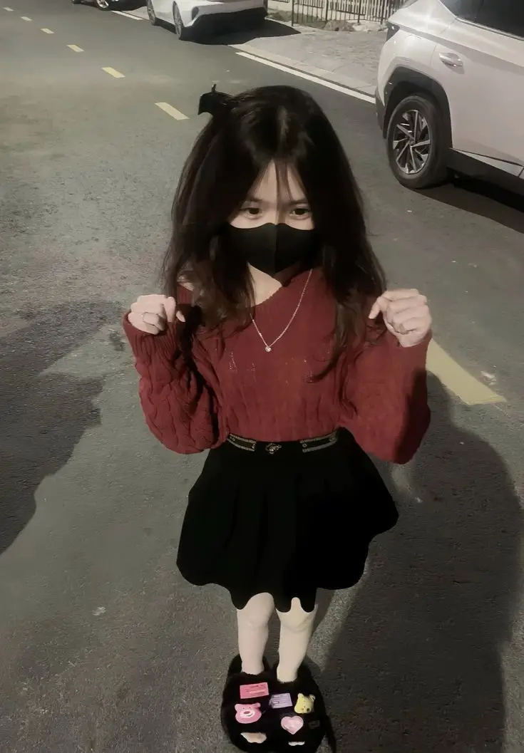 Ảnh Gái Xinh Che Mặt Cute - Bộ Sưu Tập Dễ Thương 37