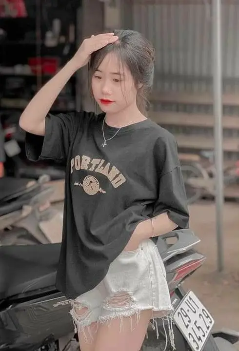 Ảnh Gái Xinh Đeo Khẩu Trang - Những Mẫu Ảnh Đẹp 37