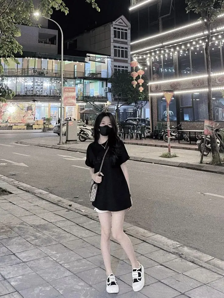 Ảnh Gái Xinh Giấu Mặt: Vẻ Đẹp Bí Ẩn 14
