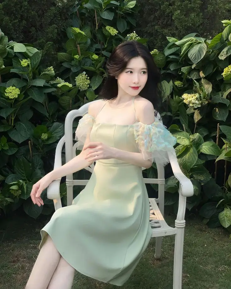 Ảnh Gái Xinh Hở Hang Tạo Nên Sự Quyến Rũ 25