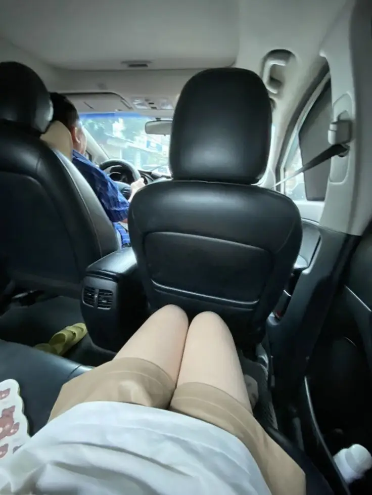 Ảnh Gái Xinh Khoe Dáng Thể Thao