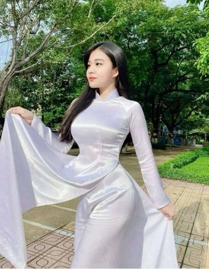 Ảnh Gái Xinh Mặc Áo Dài - Bộ Sưu Tập 50 Hình Ảnh Đẳng Cấp 26