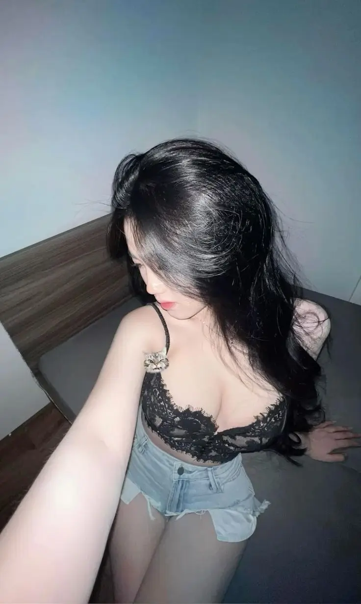 Ảnh Gái Xinh Ngực To - Tuyển Tập 50 Ảnh Hút Mắt 17