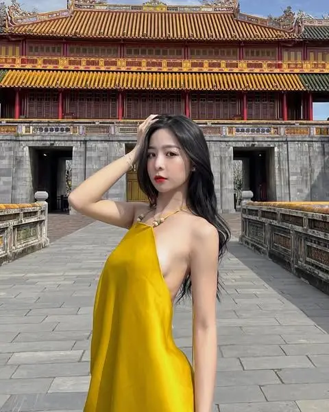 Ảnh Gái Xinh Thủ Dâm: Nỗi Khao Khát Giữa Cuộc Sống 1