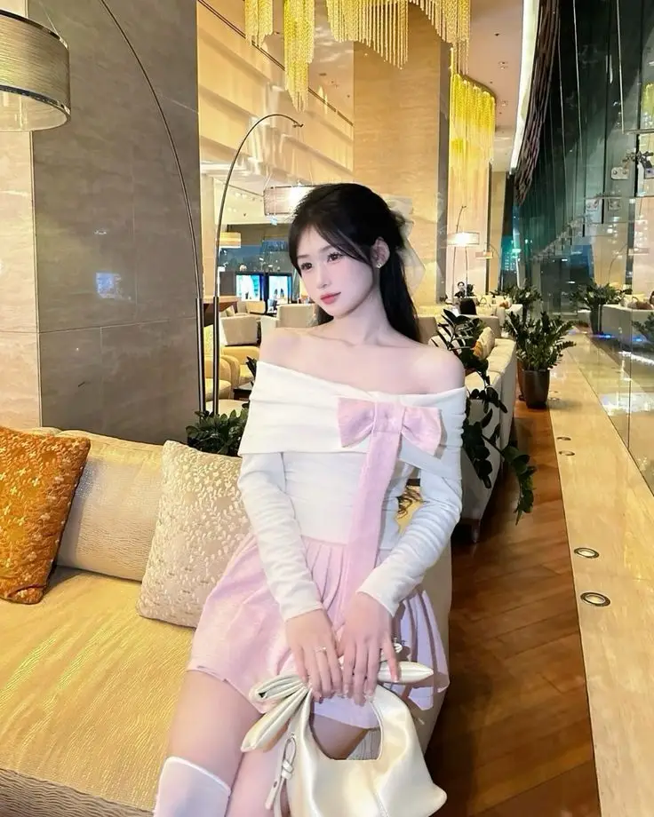 Ảnh Gái Xinh Thủ Dâm: Nỗi Khao Khát Giữa Cuộc Sống 10