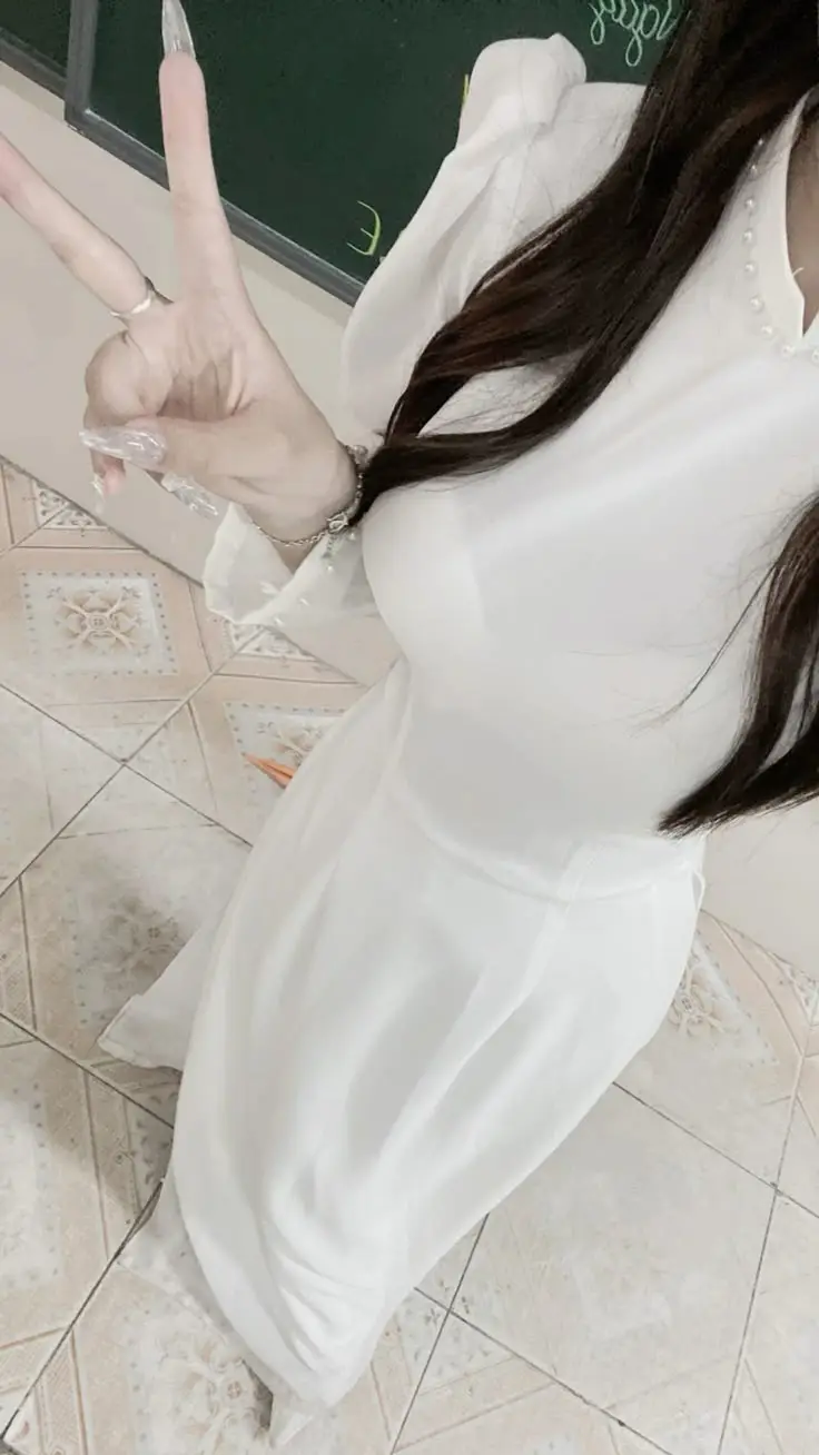 Ảnh Gái Xinh Thủ Dâm: Nỗi Khao Khát Giữa Cuộc Sống 35