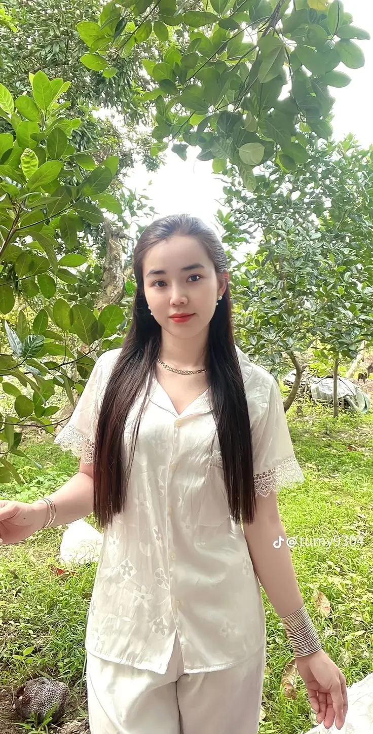 Ảnh Gái Xinh Thủ Dâm: Nỗi Khao Khát Giữa Cuộc Sống 38