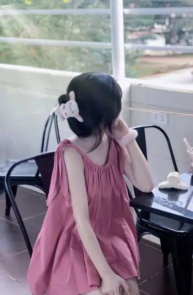 Ảnh Gái Xinh Tóc Ngắn - Vẻ Đẹp Nữ Tính 32