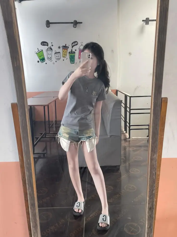 Ảnh Mạng Gái Xinh Chụp Trước Gương Ngọt Ngào 9