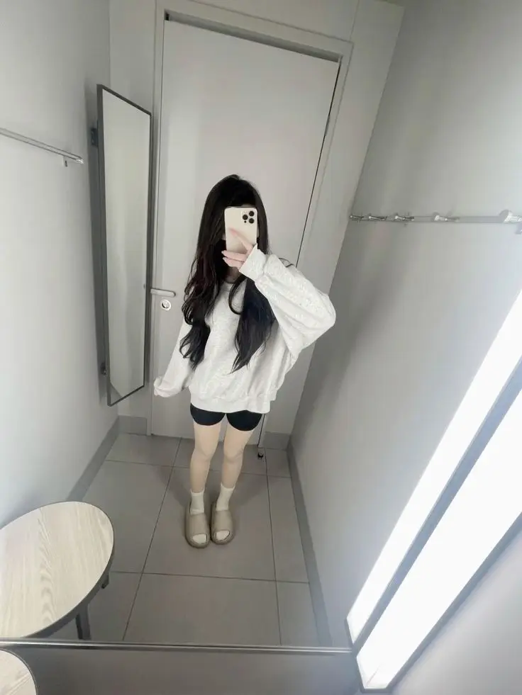 Ảnh Mạng Gái Xinh Chụp Trước Gương Ngọt Ngào 12