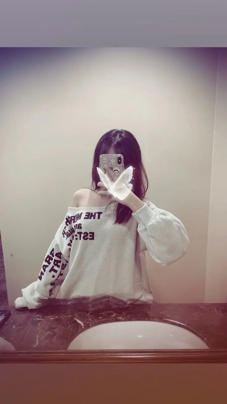 Ảnh Mạng Gái Xinh Chụp Trước Gương Ngọt Ngào 29