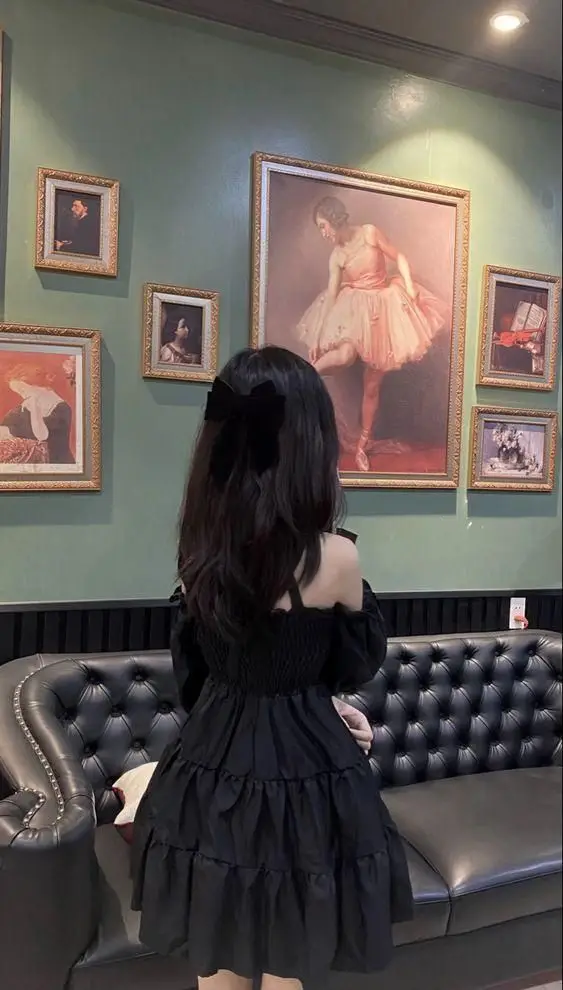 Ảnh Sau Lưng Cô Gái Xinh Đẹp 19