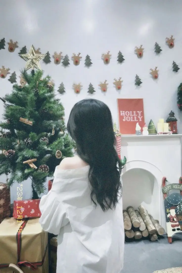 Ảnh Sau Lưng Cô Gái Xinh Đẹp 42