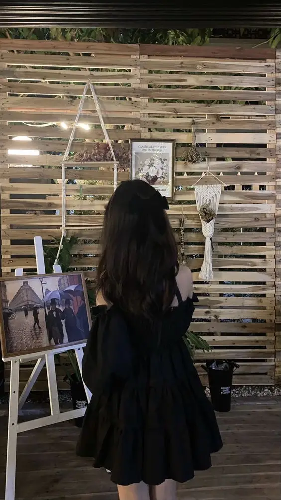 Ảnh Sau Lưng Cô Gái Xinh Đẹp 50