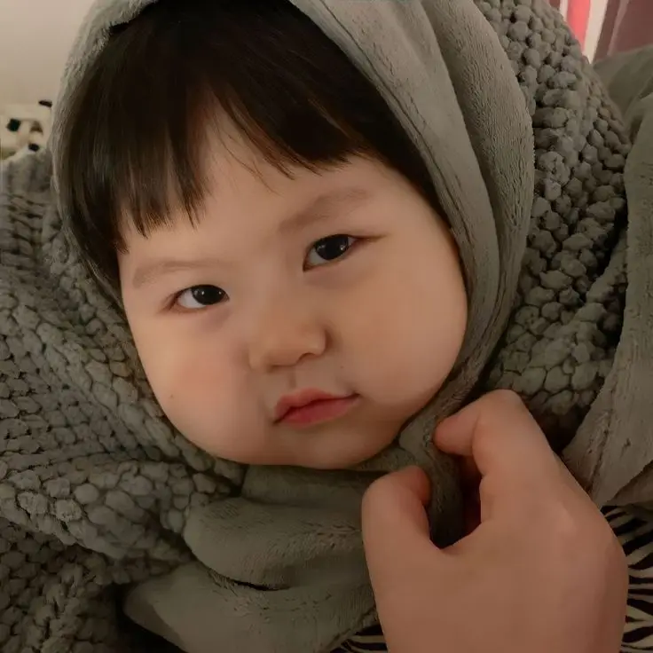 50 ảnh avatar em bé cute đáng yêu dễ thương nhất 8