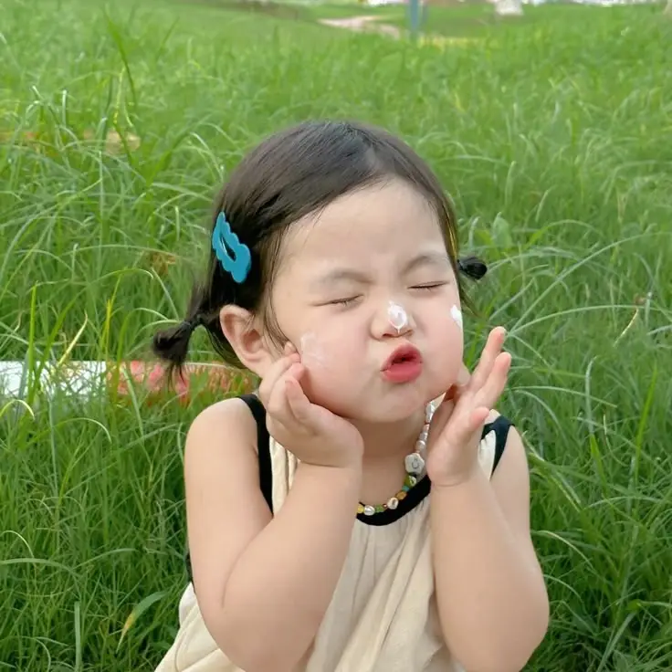 50 ảnh avatar em bé cute đáng yêu dễ thương nhất 15