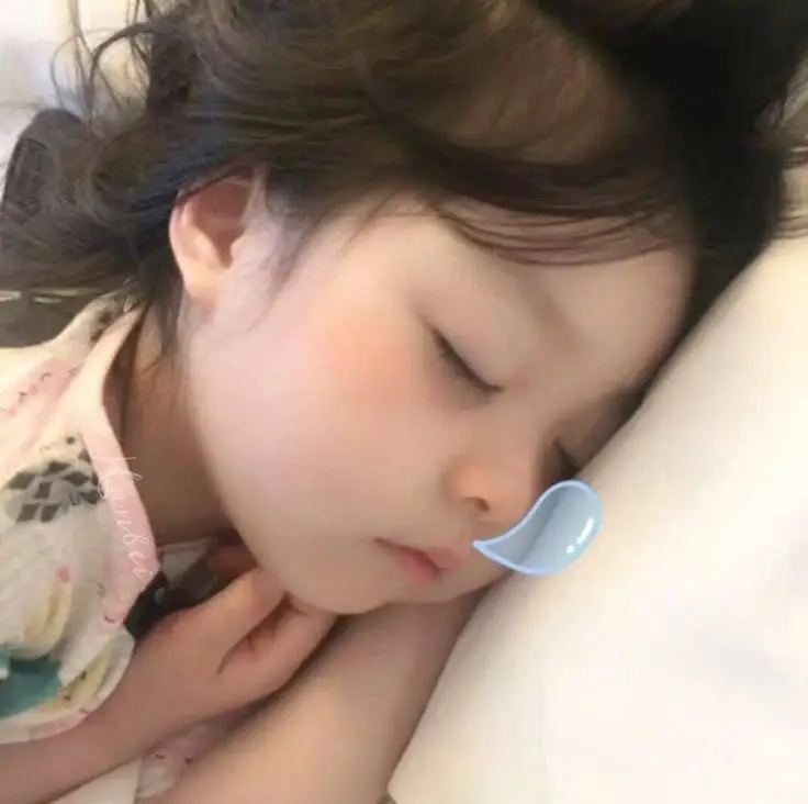 50 ảnh avatar em bé cute đáng yêu dễ thương nhất 44