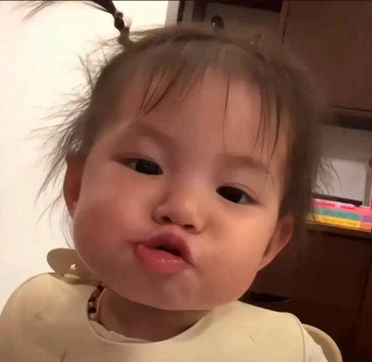 50 ảnh avatar em bé cute đáng yêu dễ thương nhất 53