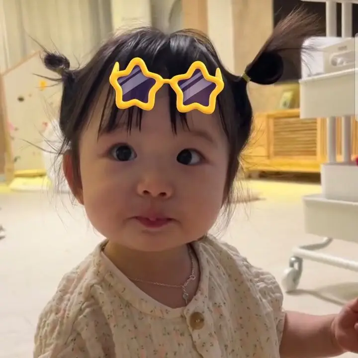 50 ảnh avatar em bé cute đáng yêu dễ thương nhất 77