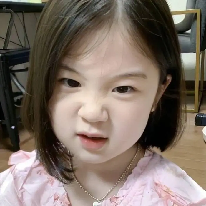 50 ảnh avatar em bé cute đáng yêu dễ thương nhất 79
