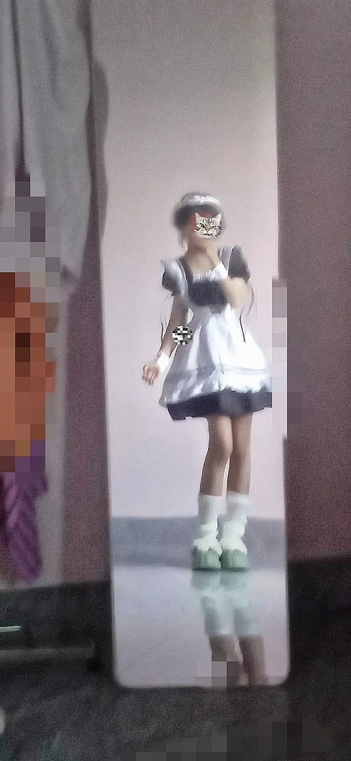 Cosplay Hầu Gái Thủ Dâm - Bộ Sưu Tập Hình Ảnh Độc Đáo 27