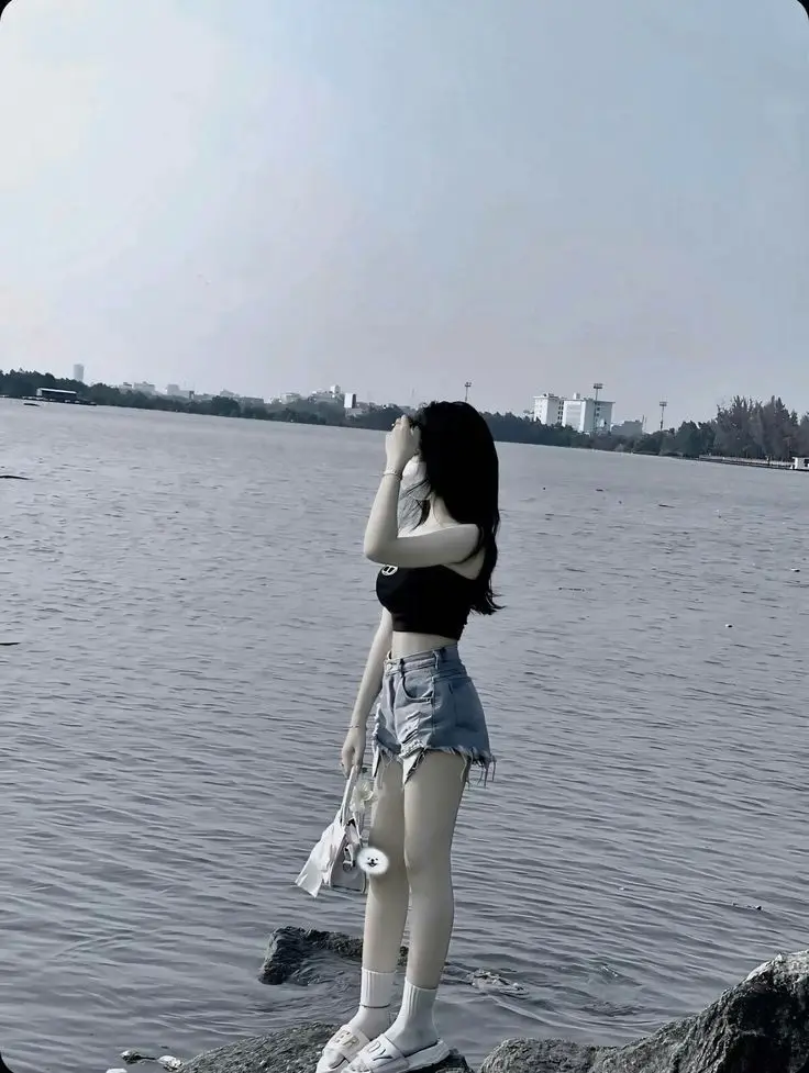 Em gái 2k8 - Những khoảnh khắc đáng nhớ và gợi cảm 28