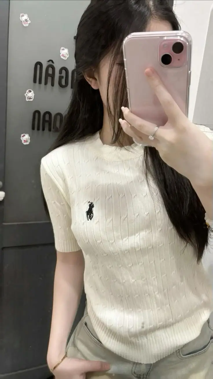 Em gái 2k8 - Những khoảnh khắc đáng nhớ và gợi cảm 38