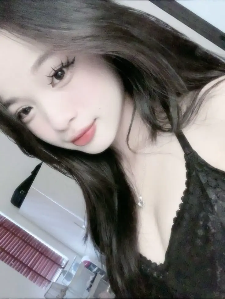 Em gái 2k8 - Những khoảnh khắc đáng nhớ và gợi cảm 48