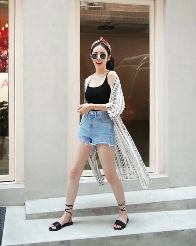Gái Mặc Áo 2 Dây - Mẫu Ảnh Thời Trang 4