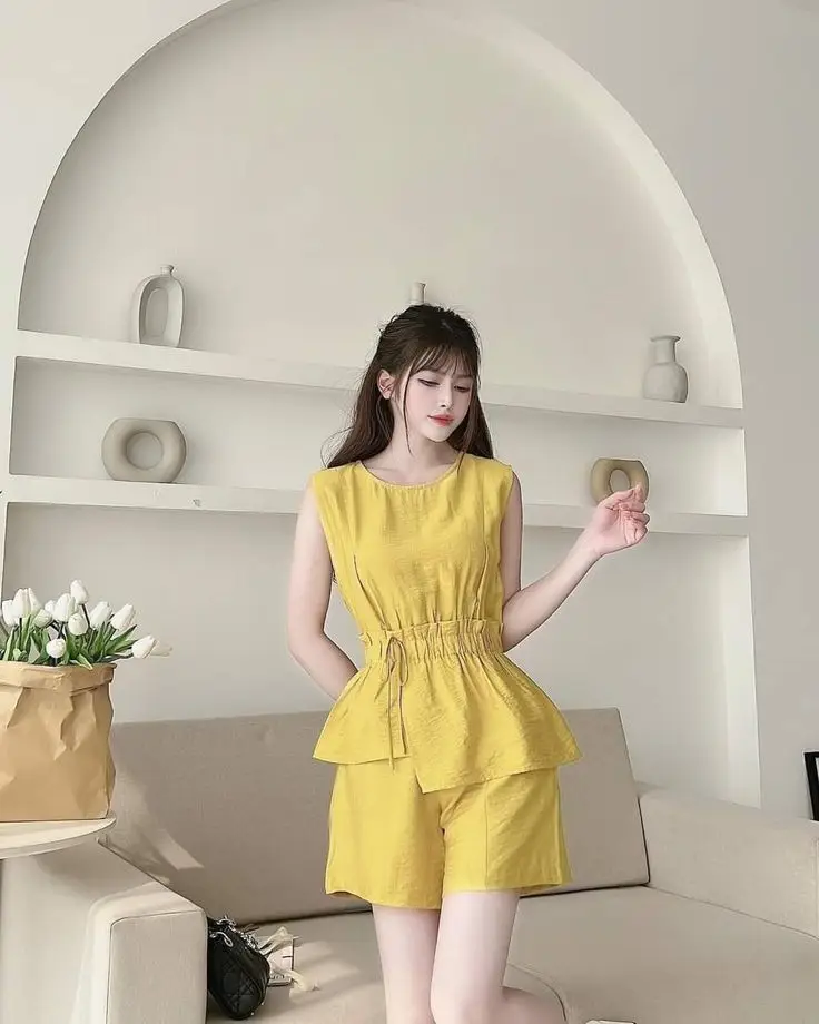 Gái Mặc Áo 2 Dây - Mẫu Ảnh Thời Trang 27