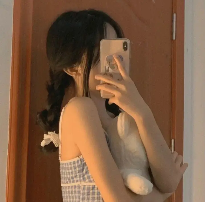 Gái Mặc Áo 2 Dây - Mẫu Ảnh Thời Trang 48