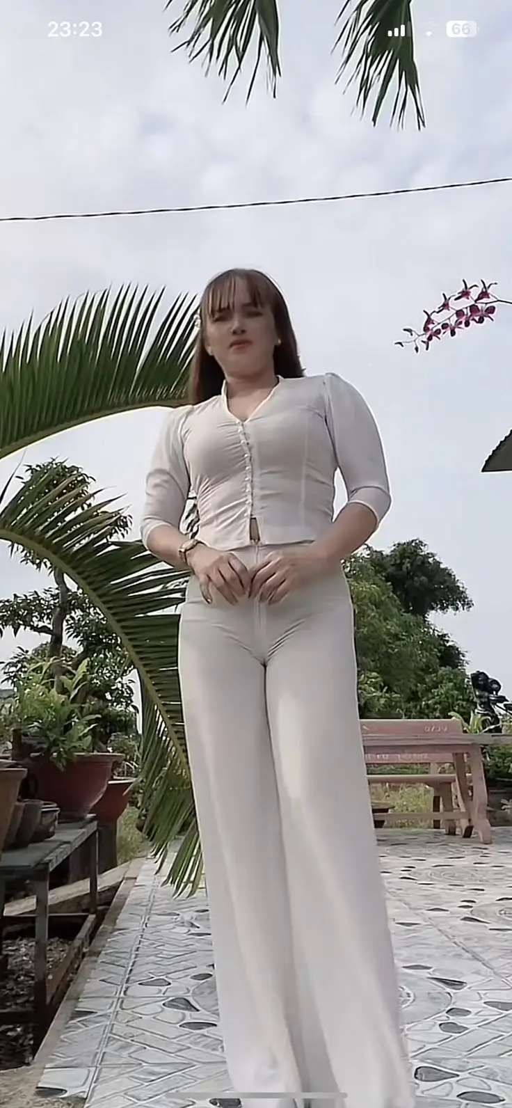 Gái Mặc Áo 2 Dây - Mẫu Ảnh Thời Trang 51