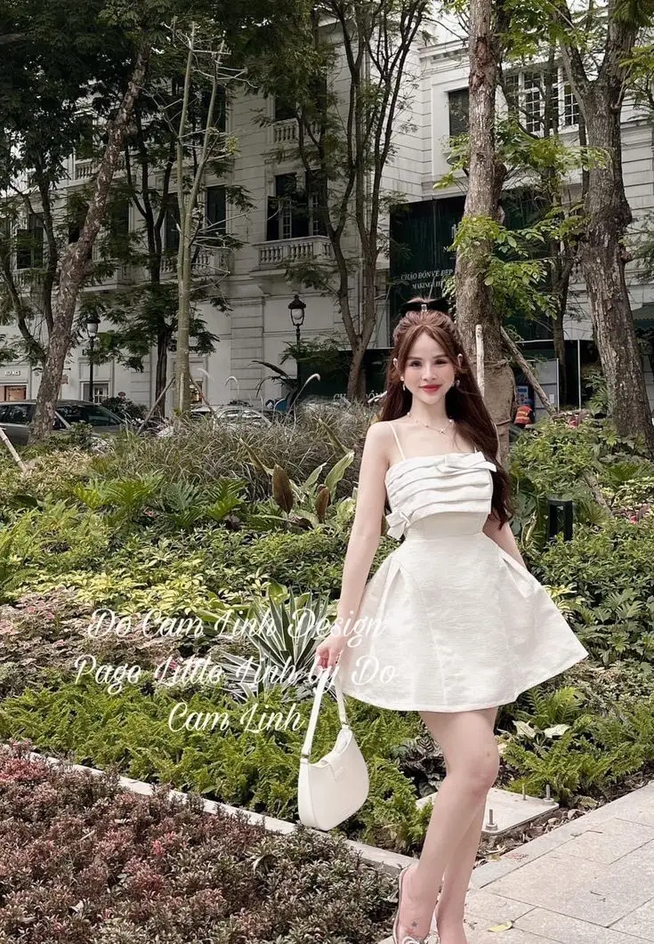 Gái Mặc Áo 2 Dây - Mẫu Ảnh Thời Trang 59