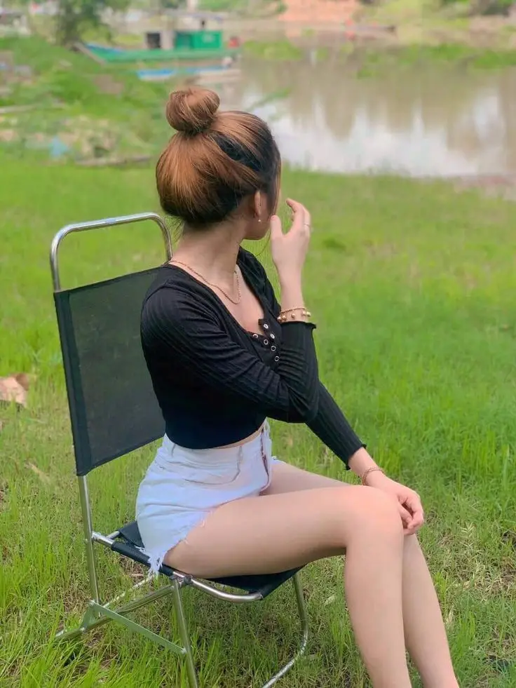 Gái Xinh Chụp Ảnh Nude Tự Tin 28