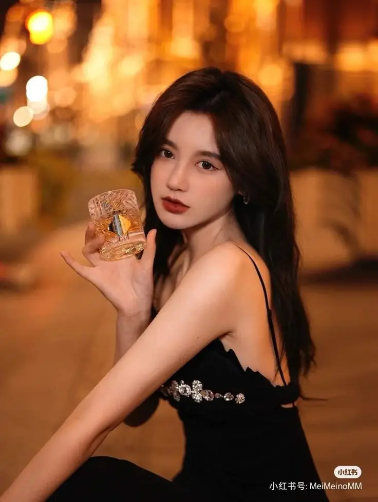 Gái Xinh Có Tâm Hồn To Và Tròn: Khi Đẹp Đi Đôi Với Tâm Hồn 50