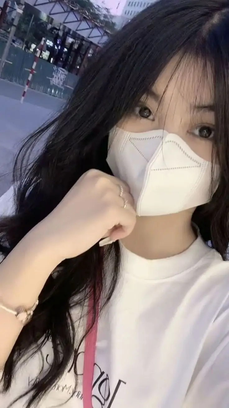 Gái xinh đeo khẩu trang - Bộ sưu tập ảnh thời đại mới 11