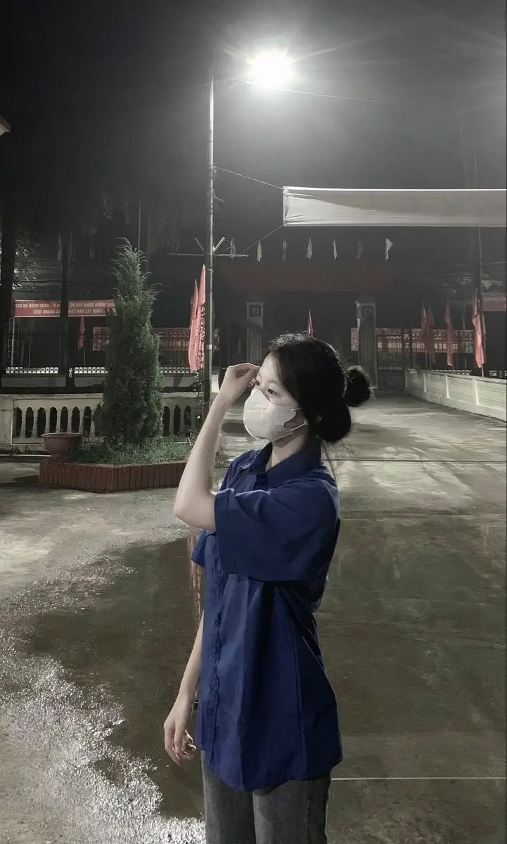 Gái Xinh Mặc Đồ Hở: Bộ Sưu Tập Hình Ảnh Quyến Rũ 36