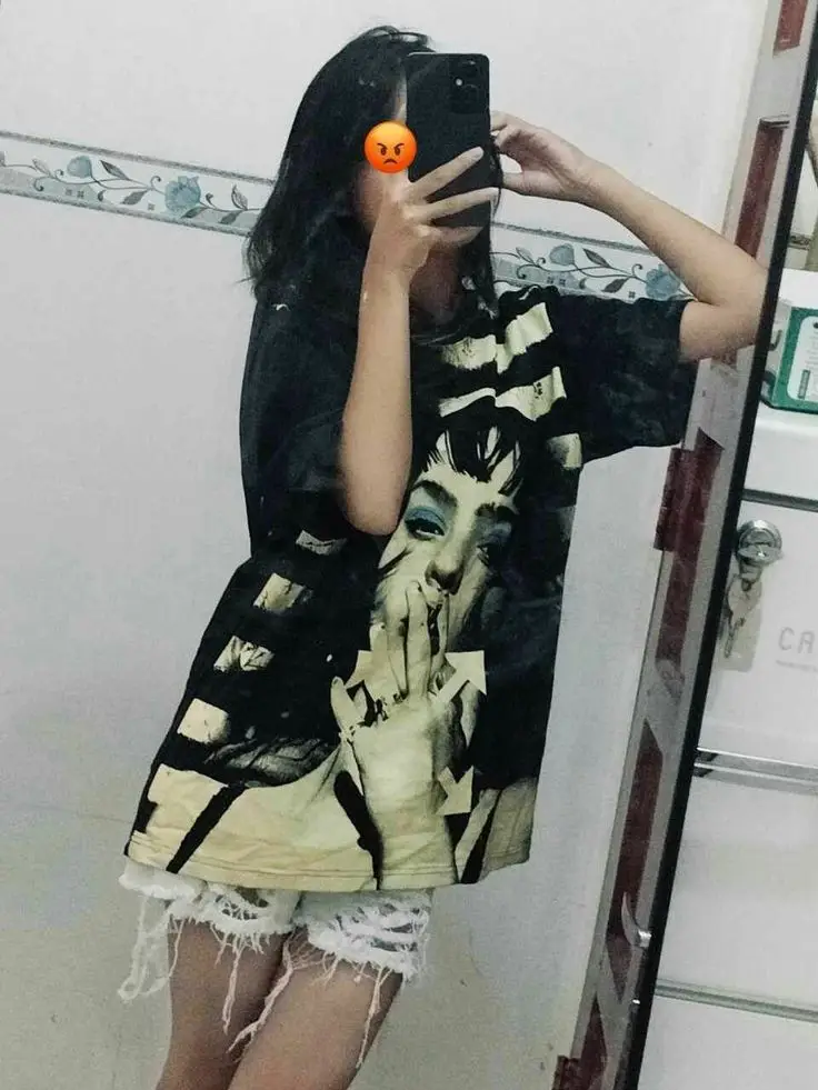 Gái Xinh Mặc Đồ Hở: Bộ Sưu Tập Hình Ảnh Quyến Rũ 57